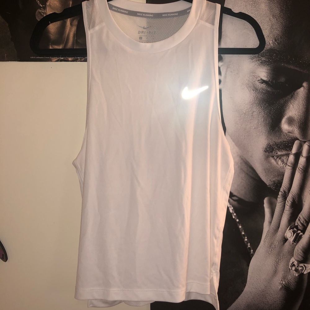 NWOT white nike workout tank top